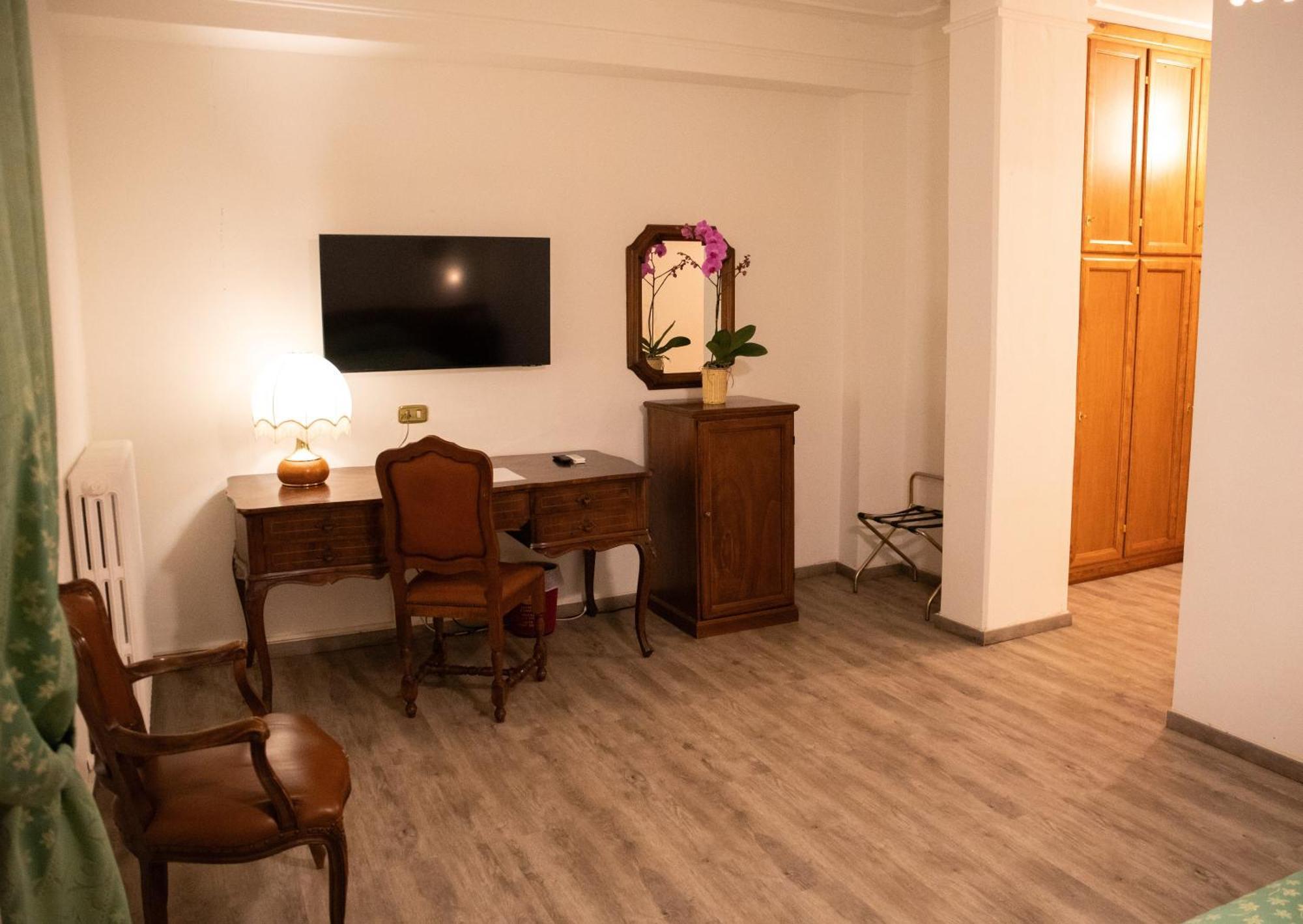 Hotel Park Ge.Al. Città di Castello Kültér fotó